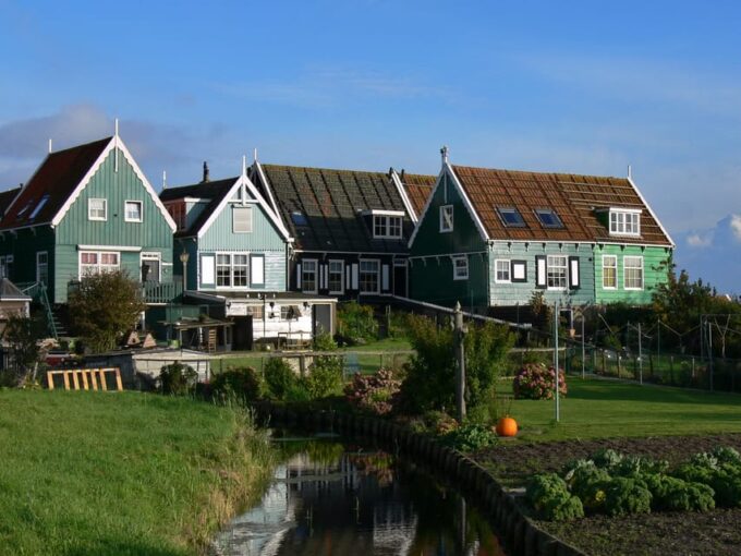 From AMS: Zaanse Schans, Edam, Volendam & Marken - Customer Feedback and Booking