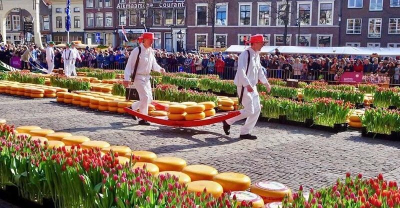 From Amsterdam; Alkmaar Cheese Market, Canal Cruise + Farm - Key Points
