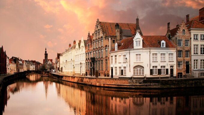 From Amsterdam: Bruges Guided Day Trip in English - Meeting Point and Departure
