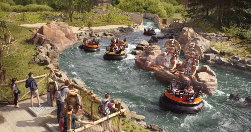 From Amsterdam: Efteling Park Roundtrip Transfer With Ticket - Transfer and Accessibility