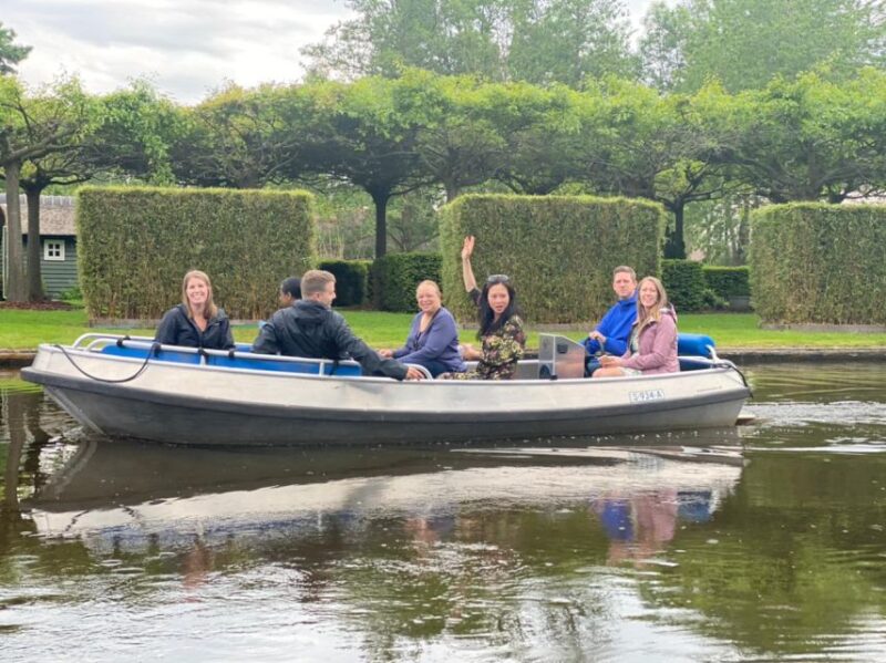 From Amsterdam: Giethoorn Day Trip With Small Electric Boat - Itinerary Highlights