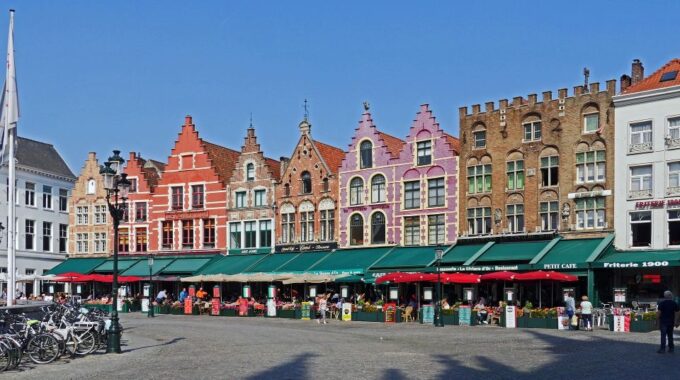 From Amsterdam: Private Sightseeing Tour to Bruges - Pricing and Booking
