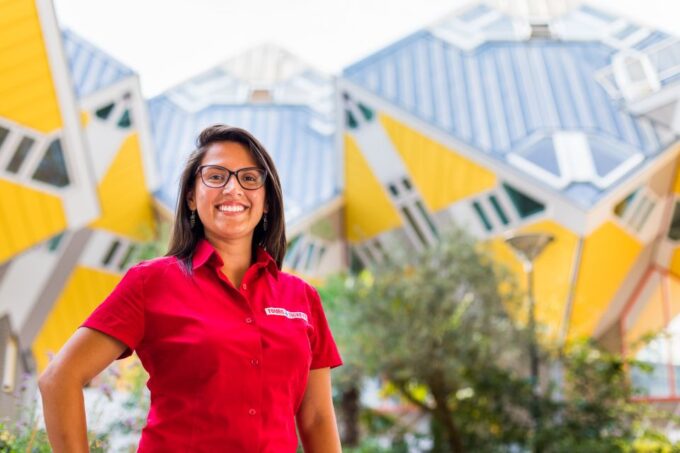 From Amsterdam: Rotterdam, Delft & The Hague Guided Day Tour - Experience The Hagues Landmarks