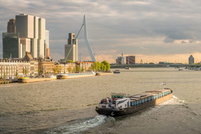 From Amsterdam: Rotterdam, The Hague & Delft Private Tour - Language Options