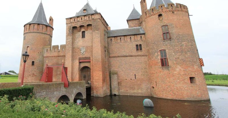 From Amsterdam: Visit Zaanse Schans, Muiderslot and More! - Key Points