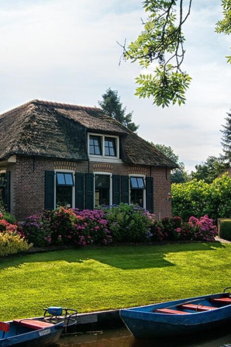 From Amsterdam: Zaanse Schans and Giethoorn Countryside Trip - Frequently Asked Questions