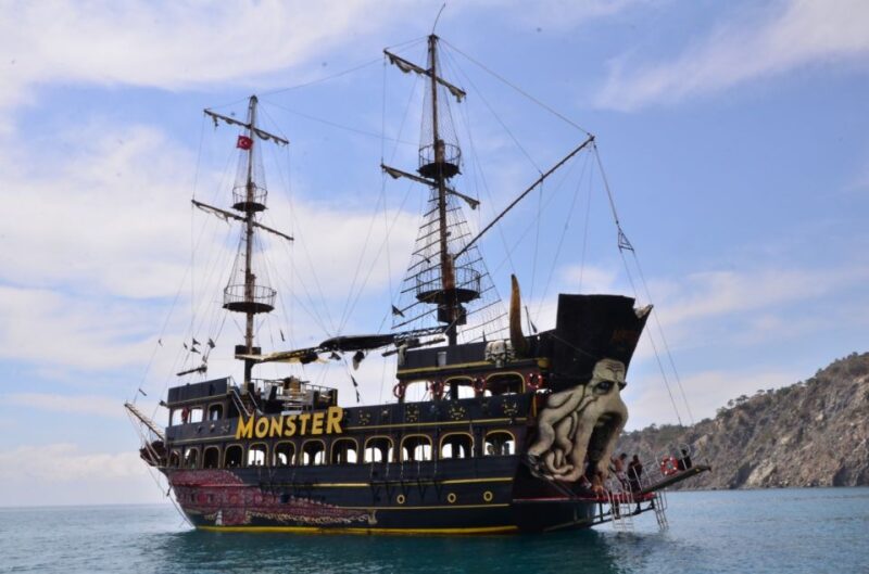 From Antalya/Kemer: Party Boat Trip to Kemer Bays With Lunch - Highlights of the Experience