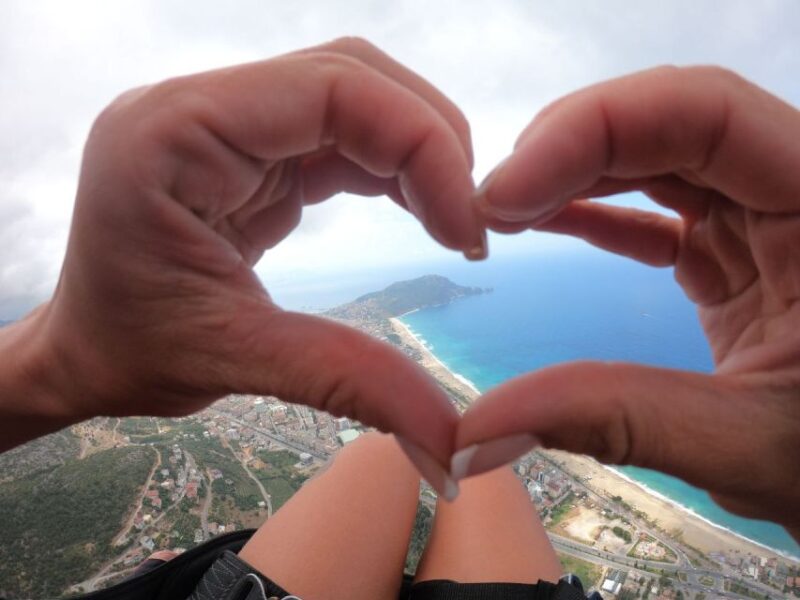 From Antalya/Side: Tandem Paragliding in Alanya - Aerial Views and Duration