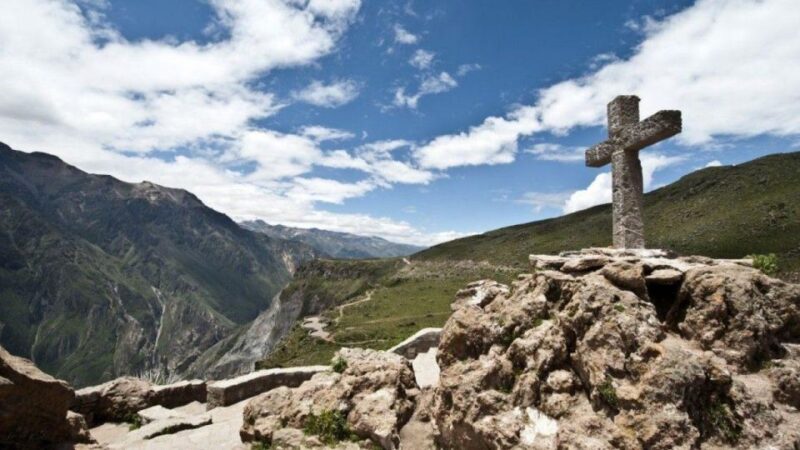 From Arequipa: Excursion to the Colca Canyon Ending in Puno - Itinerary and Highlights