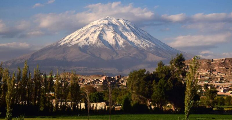 From Arequipa: Incredible Tour With Puno 3 Days/2 Nights - Itinerary Details: Day 2