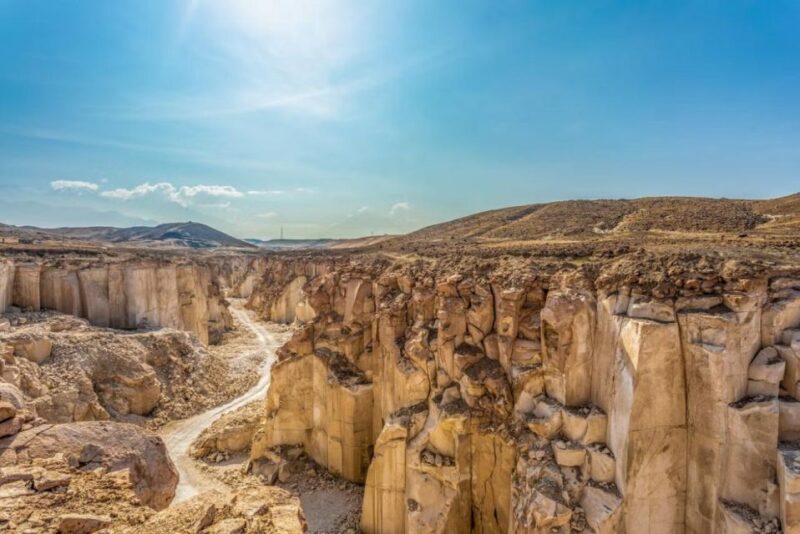 From Arequipa: Tour Along the Sillar Route - Key Points