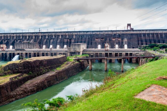 From Argentina: Iguazu Falls Brazil Side & Itaipu Dam - Additional Travel Considerations