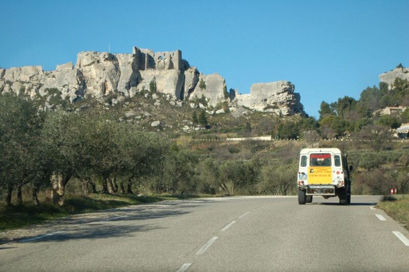 From Arles: Alpilles Regional Park Provence 4x4 Safari - Visiting the Olive Mill