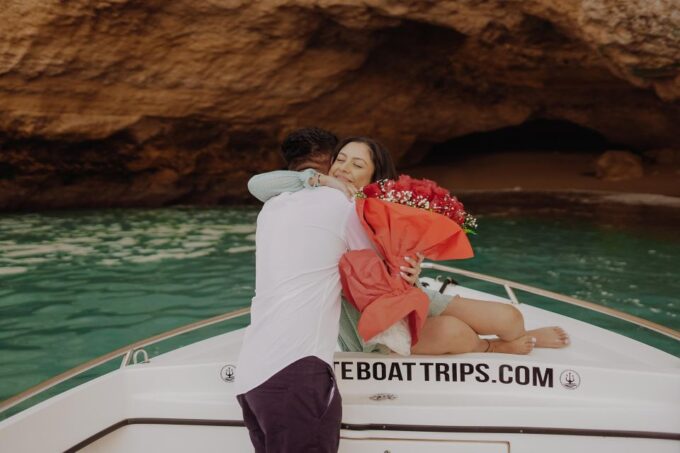 From Armacao De Pera: Private Benagil Caves Sunset Tour - Frequently Asked Questions