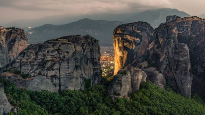From Athens: 2-Day Delphi and Meteora Private Tour - Inclusions and Exclusions