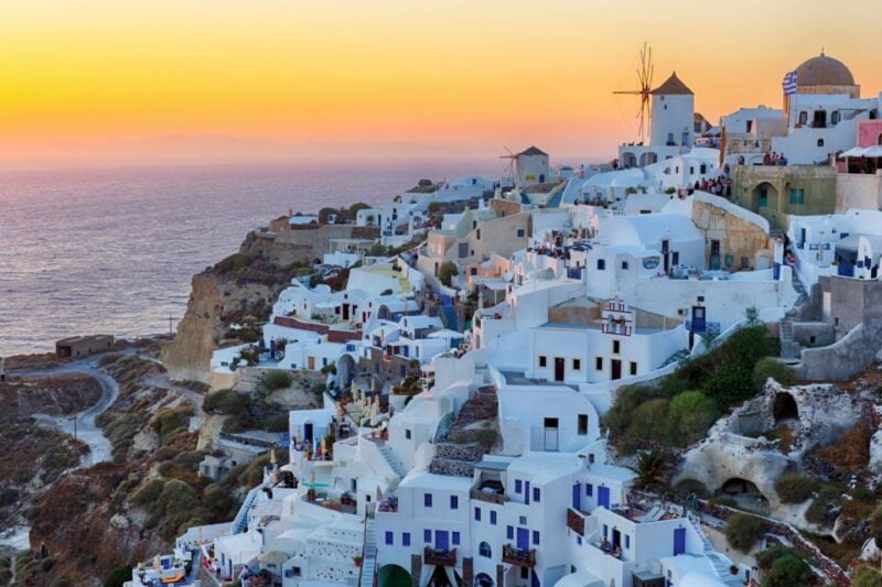 From Athens: 3-Day Trip to Mykonos & Santorini With Lodging - Potential Encounter With Petros