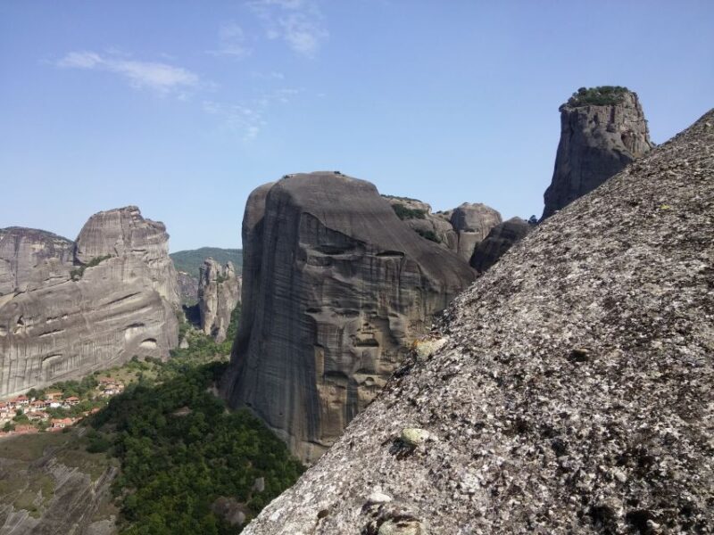 From Athens : Full Day Meteora Hike Tour & Monastery Visit - Highlights of the Tour