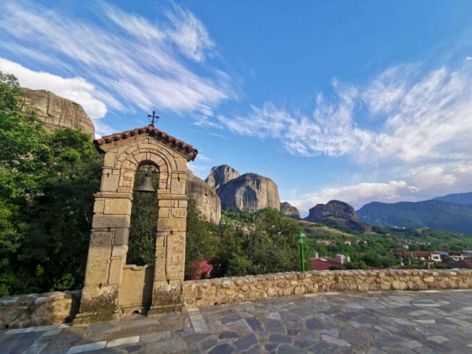 From Athens: Meteora Caves & Monasteries Day Trip by Train - Return to Athens