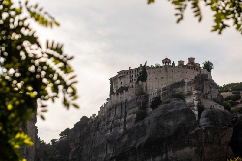 From Athens: Meteora Day Trip by Bus With Optional Lunch - Itinerary Overview