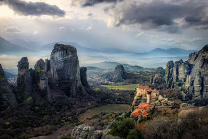 From Athens: Private Full-Day Meteora and Kastraki Tour - Journey to Thermopylae