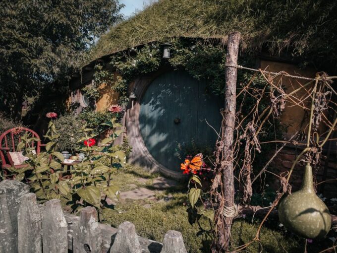 From Auckland: Hobbiton Afternoon Tour - Pickup and Drop-off