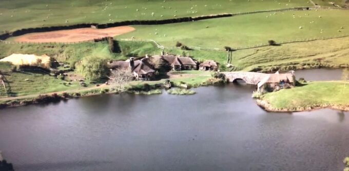 From Auckland: Hobbiton and Waitomo Day Tour With Lunch - Important Considerations