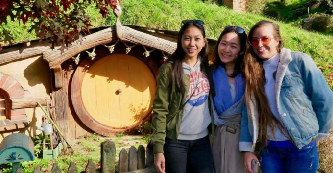From Auckland: Hobbiton & Waitomo Caves Full-Day Trip - Pricing and Cancellation Policy