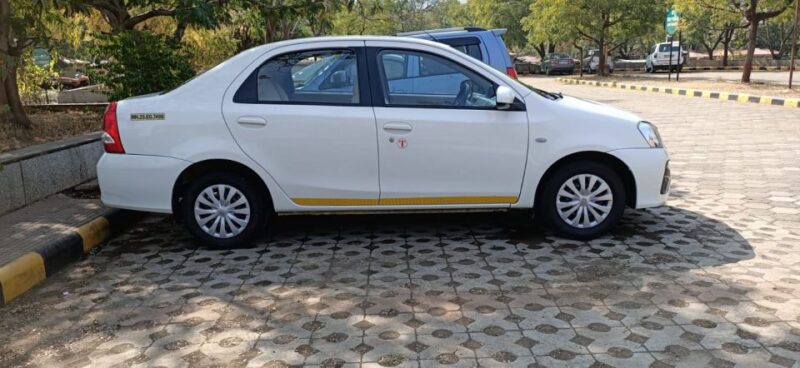 From Aurangabad: Book Your Reliable Taxi for Hotel Transfer. - Key Points