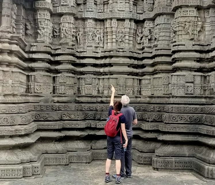 From Aurangabad: Private Tour Hampi, Badami, Ajanta & Ellora - Aurangabad Exploration