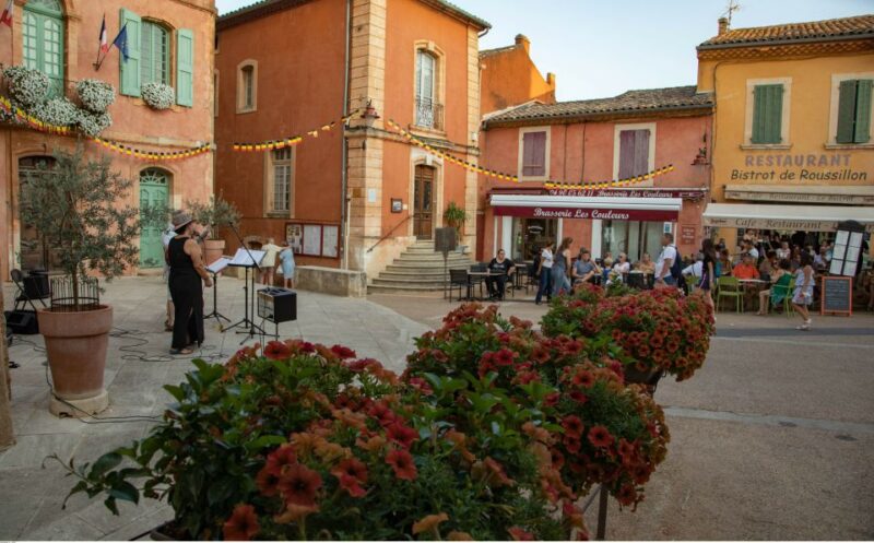 From Avignon: Half-Day Baux De Provence and Luberon Tour - Highlights of the Itinerary