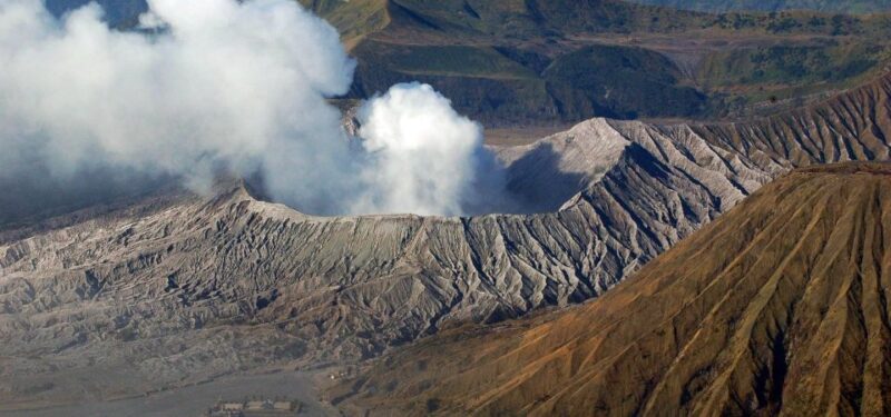 From Bali: 10-DAY Tour of Javas Highlights With Lodging - Important Information