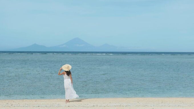 From Bali 2 Day 1 Night Gili Trawangan Inc Beach Front Hotel - Snorkeling Experiences