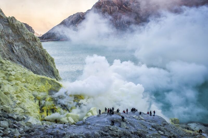 From Bali: 24-Hour Trip to Ijen Crater & Javanese Breakfast - Accommodation and Meals