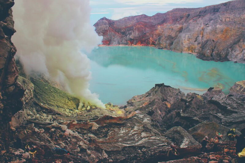 From Bali: 3-Day Excursion to Mount Bromo and Ijen Crater - Accommodation Options