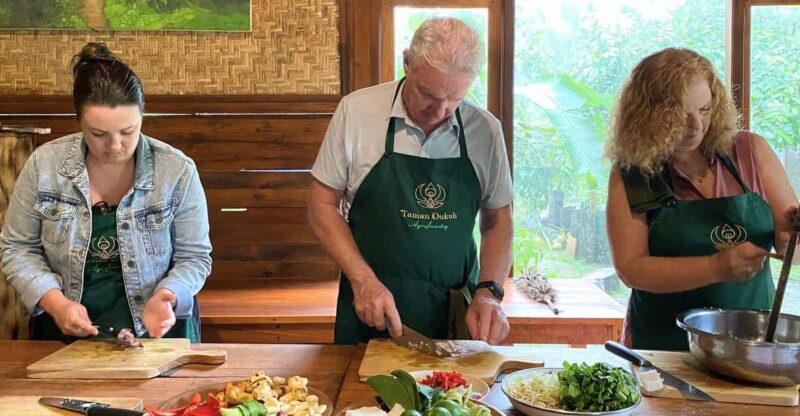 From Bali: Balinese Cooking Class at Ubud Organic Farm - Authentic Balinese Cuisine