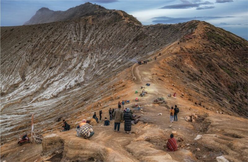 From Bali: Bromo, Ijen, & Tumpak Sewu Waterfall 3-Day Tour - Included Services
