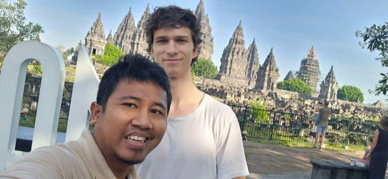 From Bali or Yogyakarta: 4 day Tour Java for Mt Ijen & Bromo - Waterfalls and Caves: Tumpak Sewu and Tetes