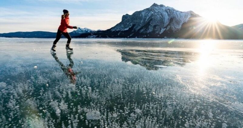 From Banff: Icefields Parkway & Abraham Lake Ice Bubbles - Included Amenities