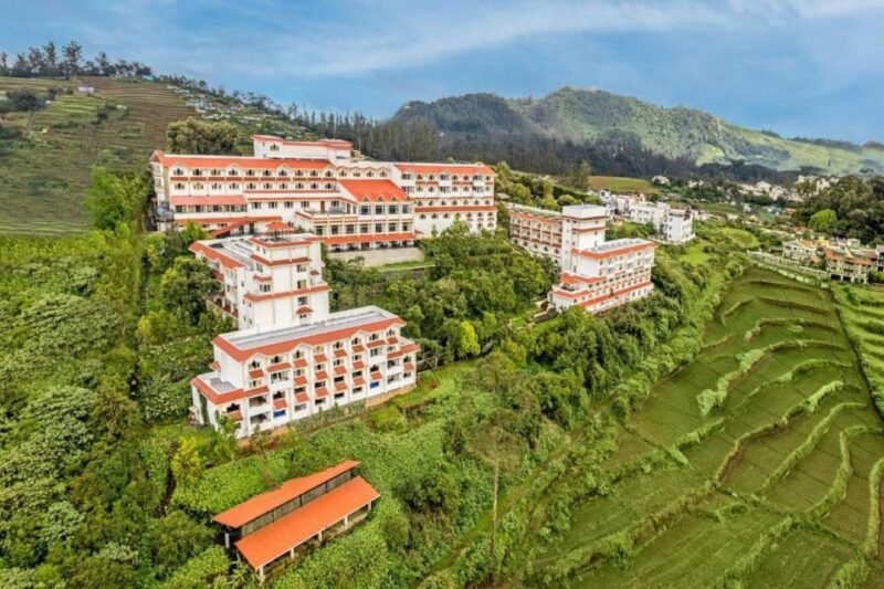 From Bangalore: 03 Days, Ooty Hill Station Luxurious Tour - Accommodation and Meals