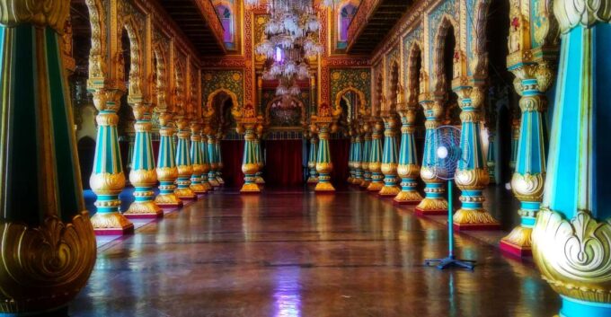 From Bangalore: Mysore Guided Day Tour With Transfers - Chamundeshwari Temple