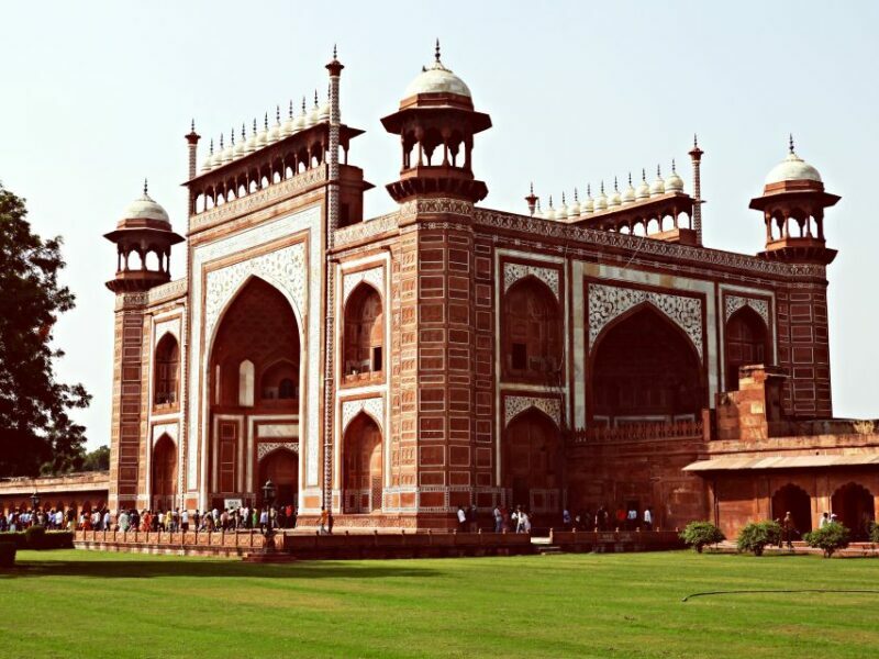 From Bangalore: Taj Mahal and Agra Guided Tour - Who Should Consider This Tour?