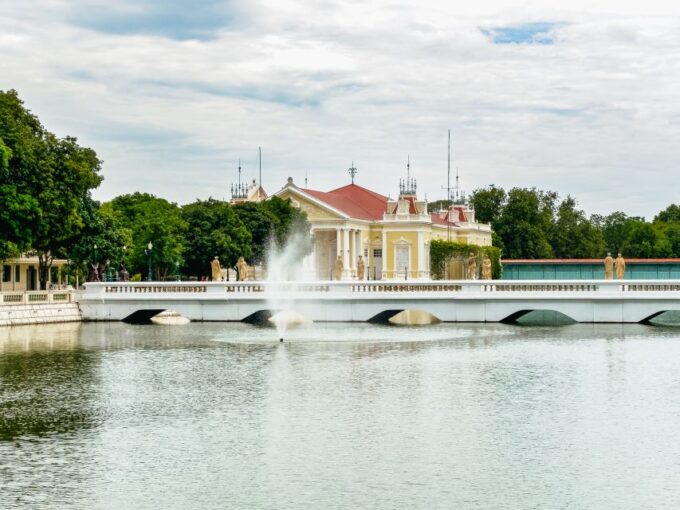From Bangkok: Ayutthaya & Ayothaya Floating Market Day Trip - Tour Type and Reviews