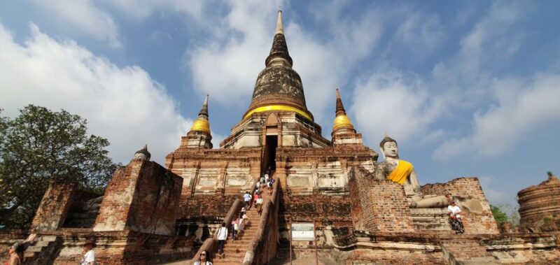From Bangkok: Ayutthaya & Khao Yai National Park Day Trip - Ayutthaya Exploration