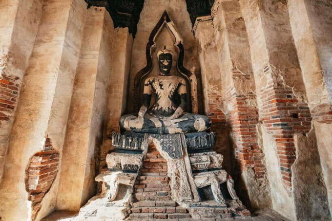 From Bangkok: Ayutthaya Temples Guided Tour With Lunch - Logistics and Customer Feedback