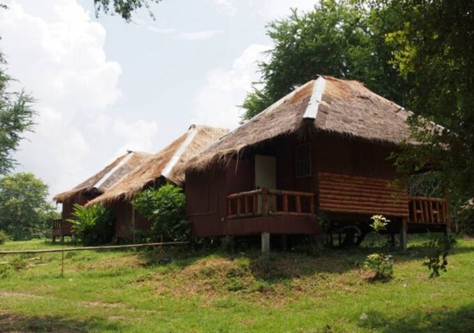 From Bangkok: ElephantsWorld Kanchanaburi 2-Day Experience - Recommended Attire and Gear