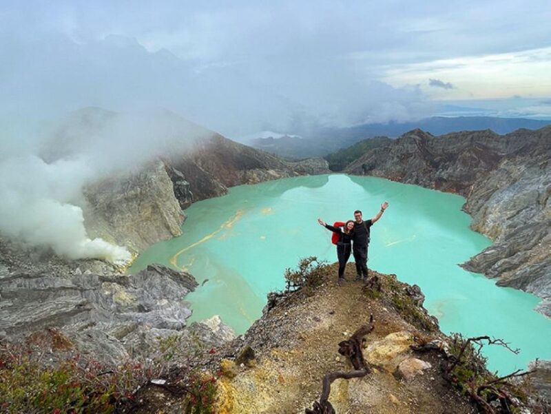 From Banyuwangi: Kawah Ijen Hiking Tour With Transportation - Key Points