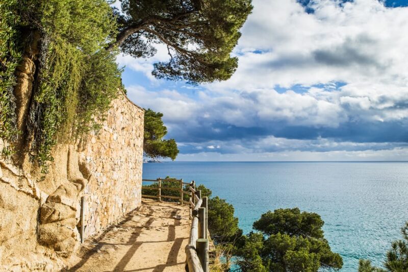 From Barcelona: Costa Brava Coastline Medieval Village Tour - Exploring Medieval Towns
