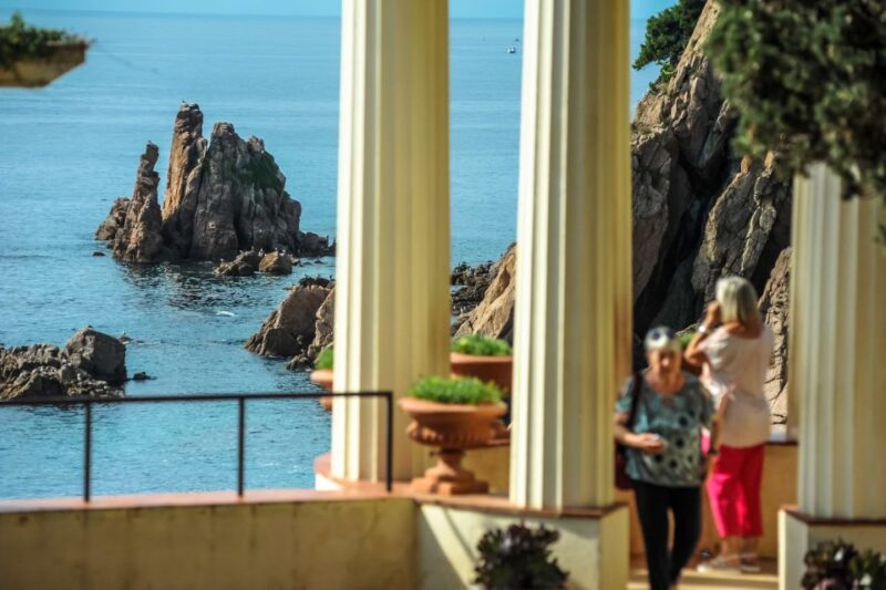 From Barcelona: Costa Brava Day Tour With Lunch - Tossa De Mar Exploration