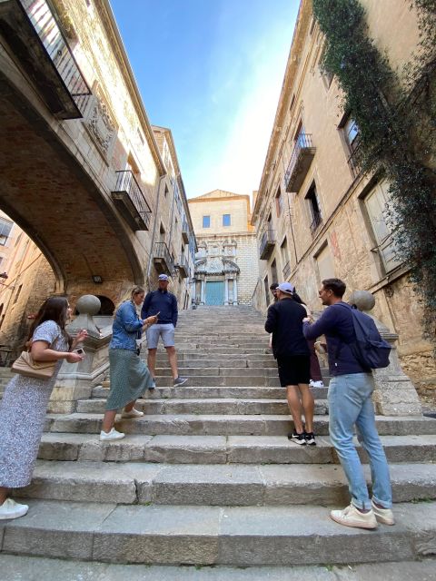 From Barcelona: Day Trip to France With Breakfast in Girona - Breakfast in Girona