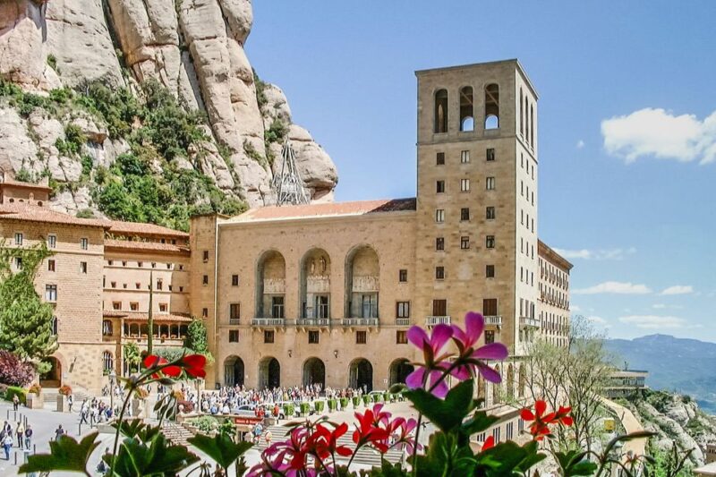 From Barcelona: Montserrat Day Trip With Optional Tickets - Customer Reviews and Ratings